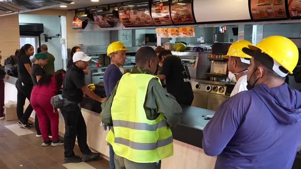 From burgers to bandages: Doctors turn La Guaira McDonald's into medical center for quake survivors
