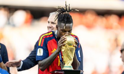 Imagem de destaque do post: Destaque da Copa dedica título da Espanha a Neymar: “Também é por ele”
