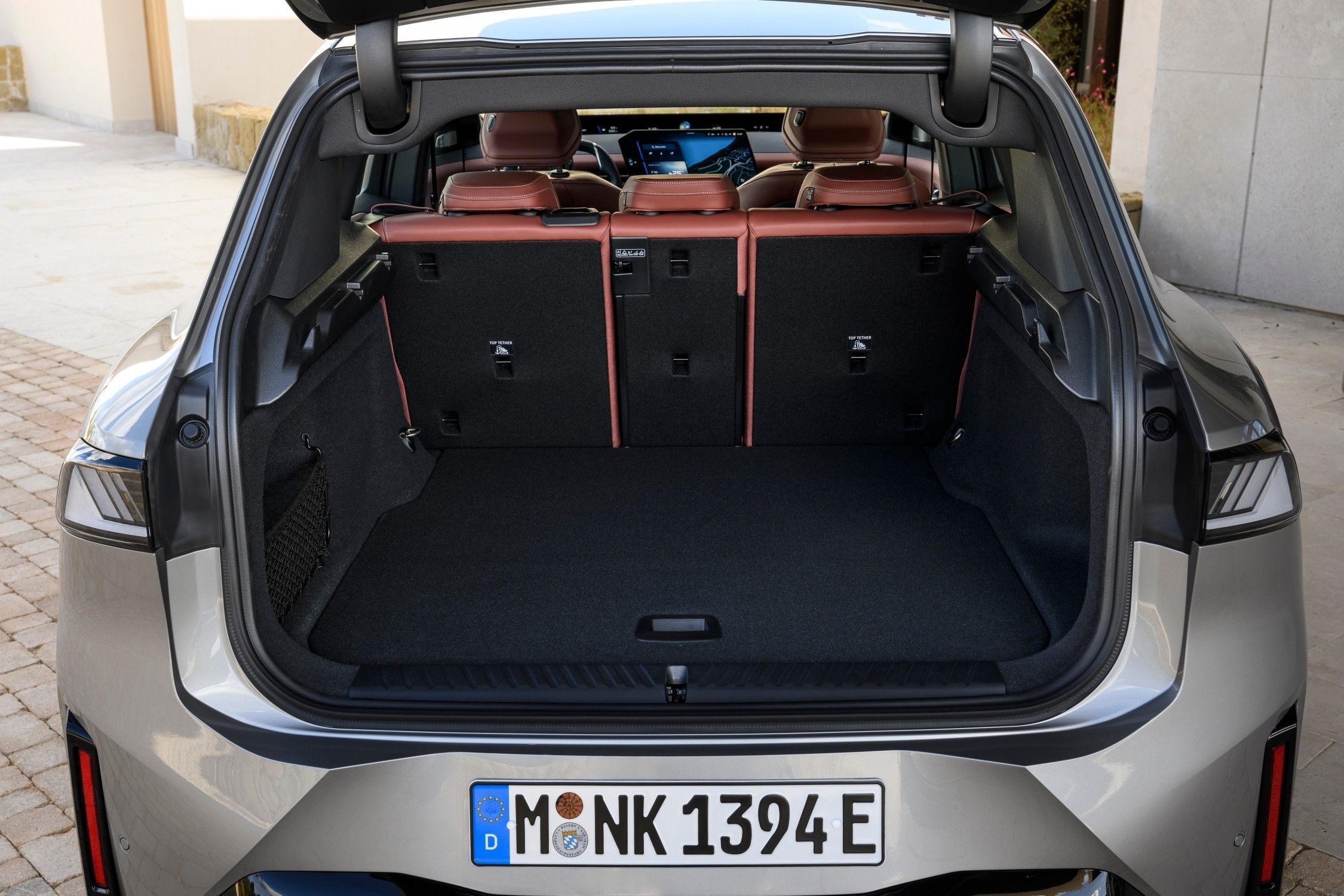 Porta-malas tem 520 litros de capacidade • BMW/Divulgação
