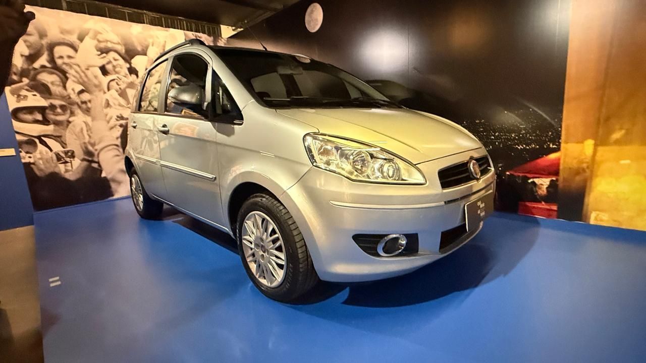Papamovel-Fiat-Idea (1)