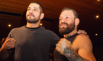 Poatan e McGregor se encontraram nos bastidores do UFC