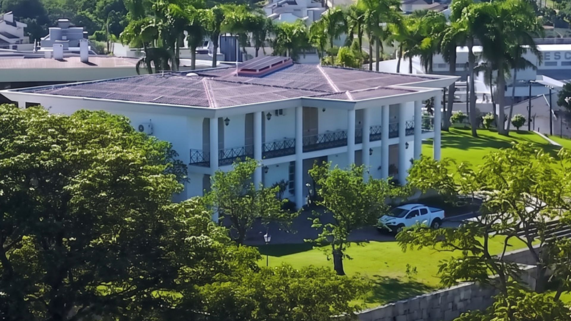 Prédio mais alto de Santa Catarina será construído em local de mansão; veja