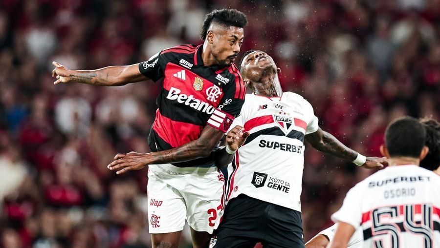 Flamengo empata com o São Paulo e perde chance de encostar no Palmeiras