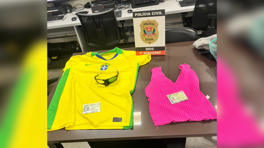 Roupas foram apreendidas • Reprodução/Deic