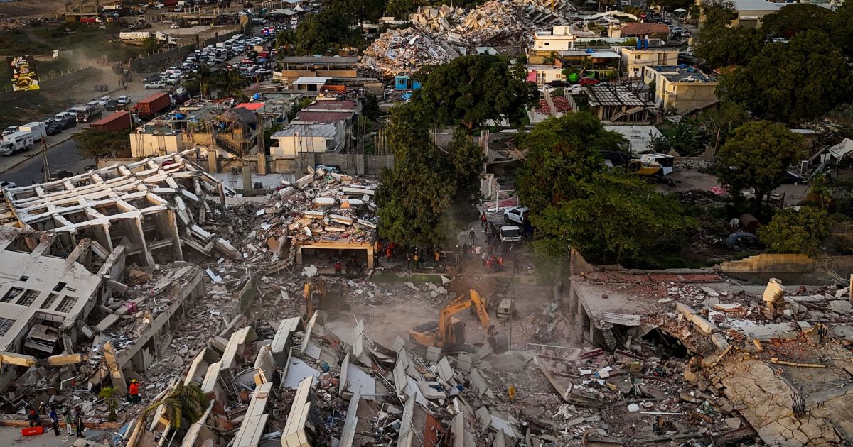 Brasil cria rede de solidariedade para vítimas do terremoto na Venezuela