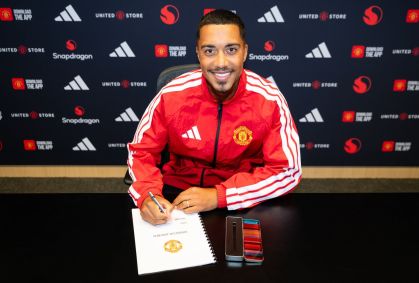 Manchester United anuncia contratação de meia da seleção belga