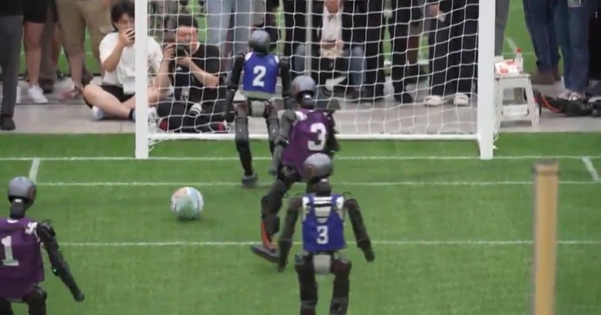 Copa do Mundo 2026 de robôs tem bola rolando; veja os lances