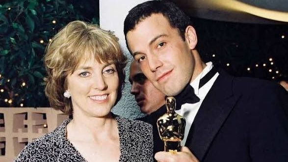 Morre Chris Affleck, mãe de Ben Affleck e Casey Affleck, aos 83 anos