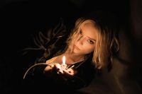 "Lucky": Anya Taylor-Joy protagoniza uma das séries mais vistas da Apple TV
