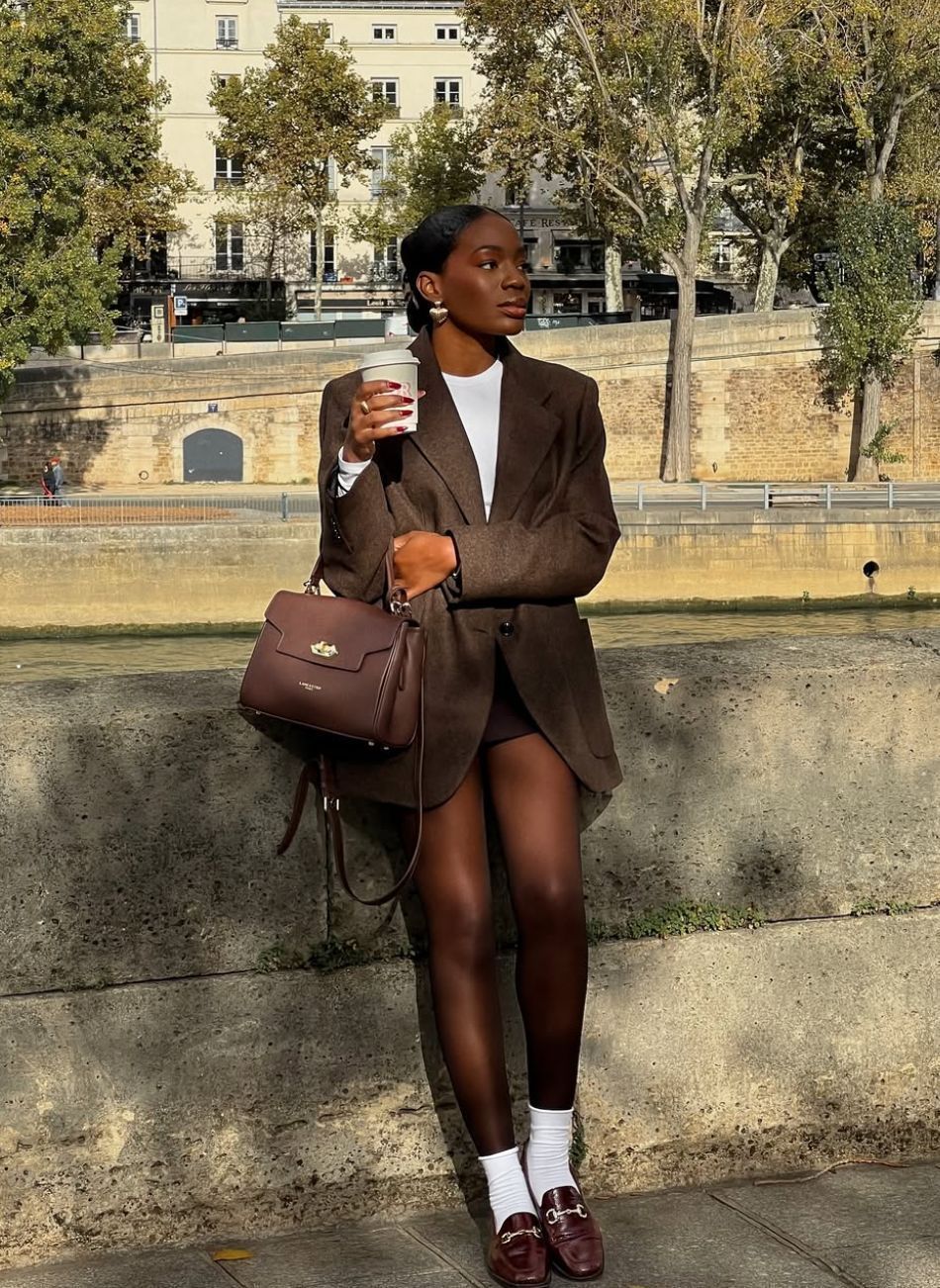 Mocassim ganha força na temporada de inverno • Instagram/Armelle Brown