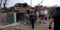 Ataque russo em Kharkiv mata mulher e fere 12 pessoas, dizem autoridades