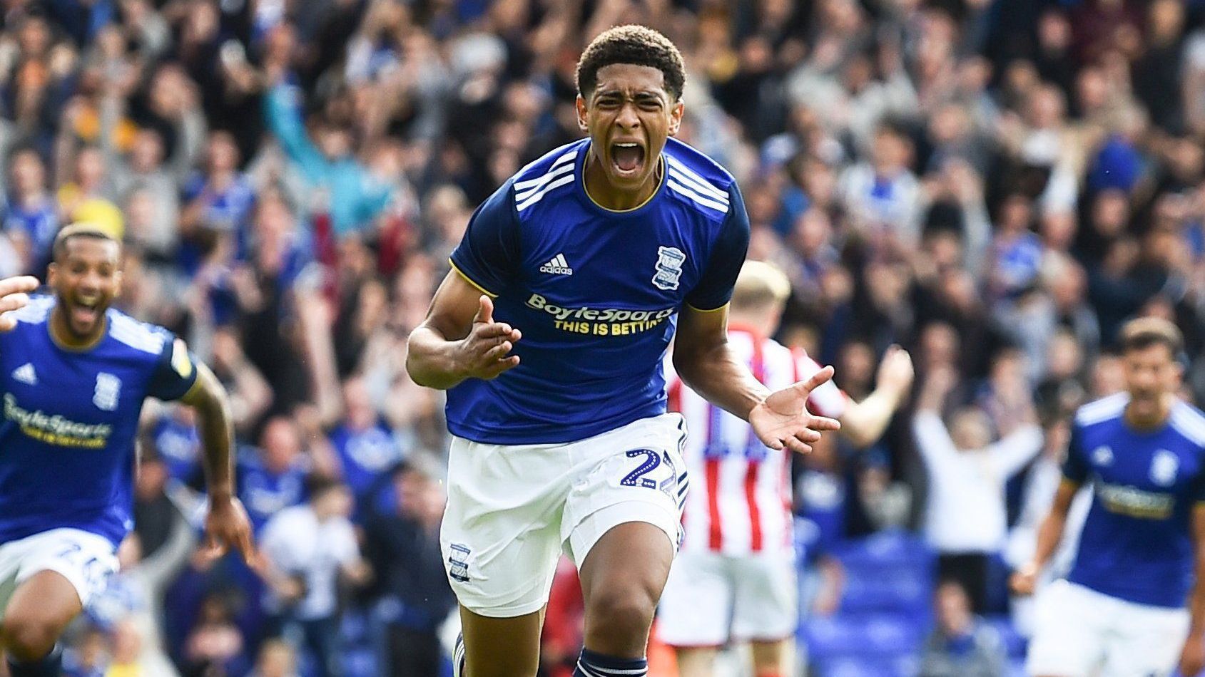 Jude Bellingham na época que jogava pelo Birmingham City