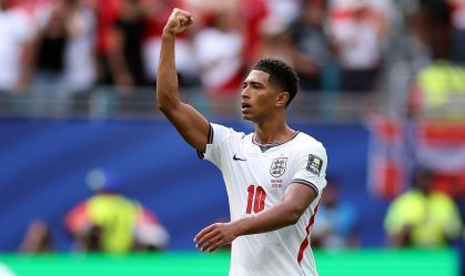 Imagem de destaque do post: Bellingham marca e se torna terceiro maior artilheiro inglês em Copas
