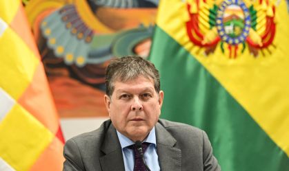 Ministro de Hidrocarbonetos e Energia da Bolívia, Marcelo Blanco, em coletiva de imprensa em La Paz, na Bolívia, em 7 de maio de 2026