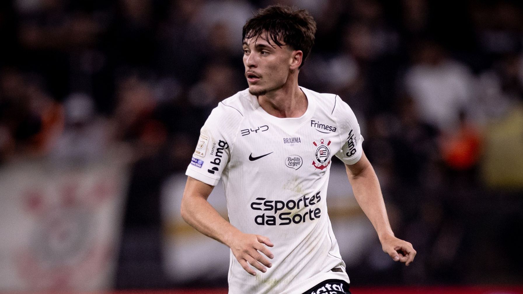 Breno Bidon, volante do Corinthians
