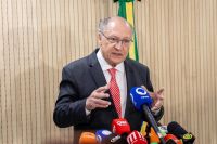 Alckmin: Ideia não é retaliar, mas reciprocidade virá no momento oportuno