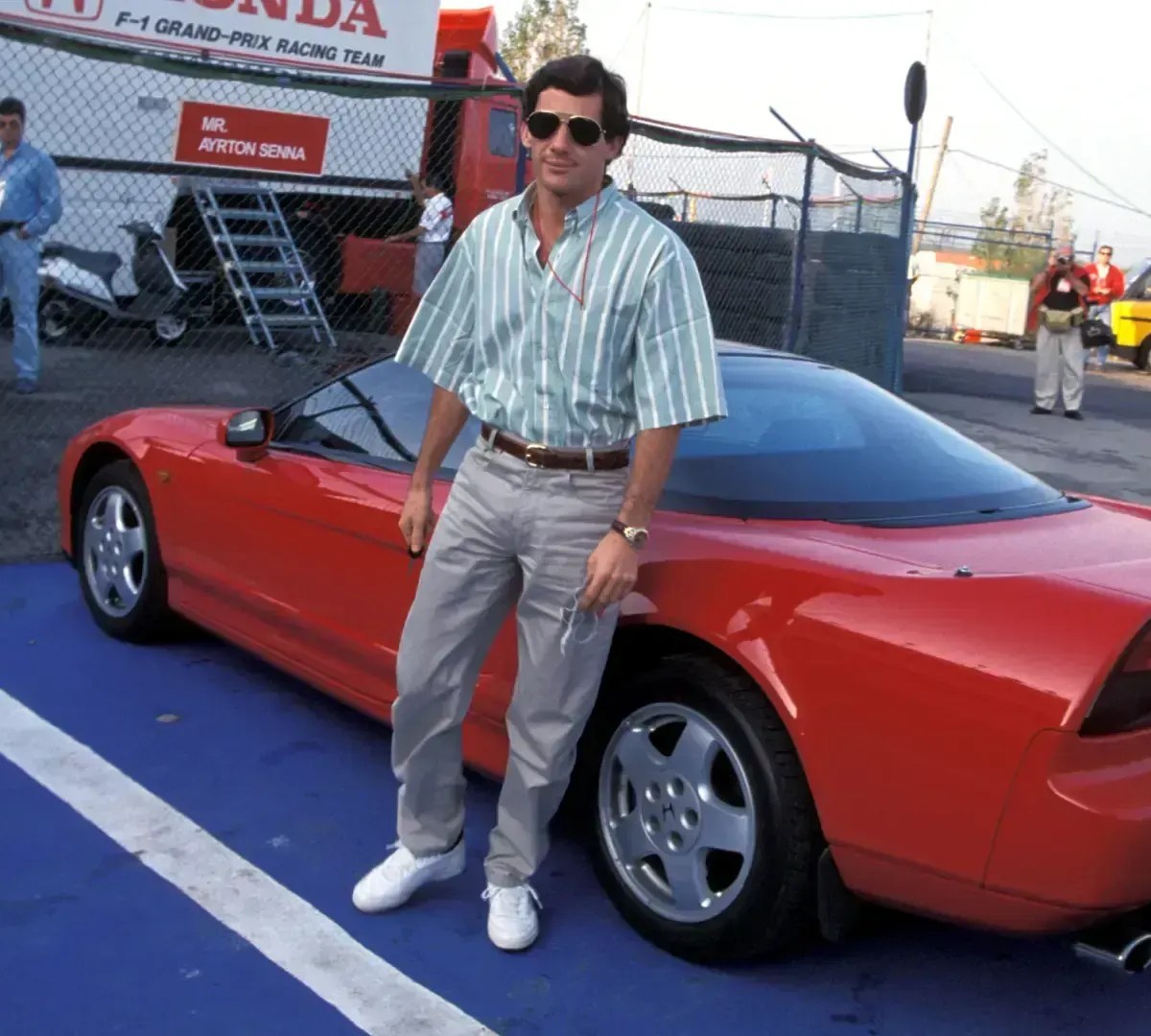 El emblemático Honda NSX rojo de Ayrton Senna sale a subasta en Londres