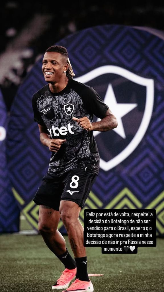Publicação de Danilo pedindo ao Botafogo para não negociá-lo com o Zenit