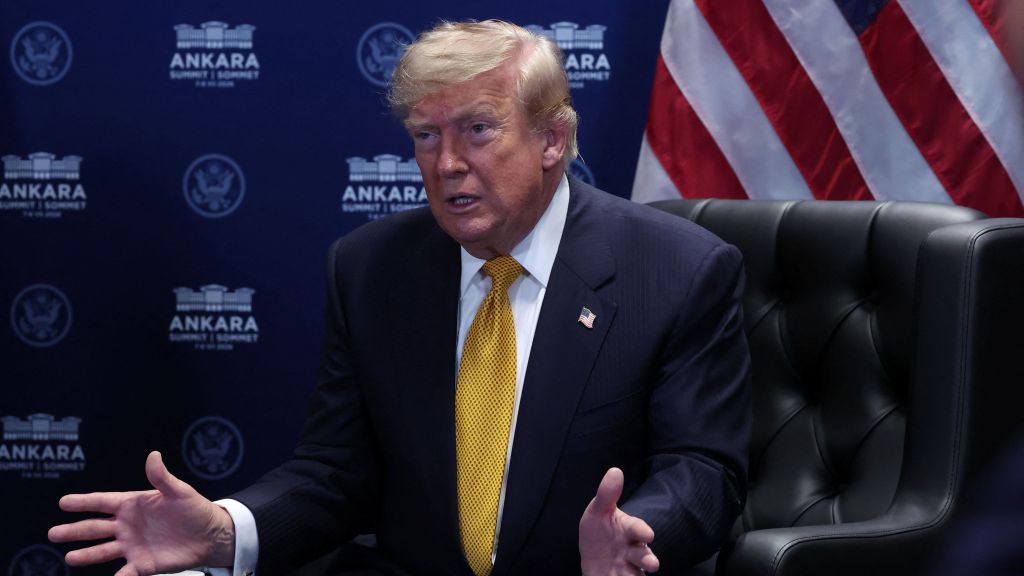 Presidente dos Estados Unidos, Donald Trump, fala durante reunião com o secretário-geral da Otan, Mark Rutte em Ancara, Turquia