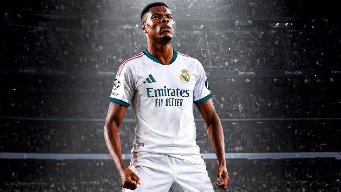 Real Madrid anunciou a contratação de Dumfries