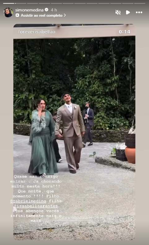 Mãe do surfista desejou felicidades ao casal • Instagram/Simone Medina