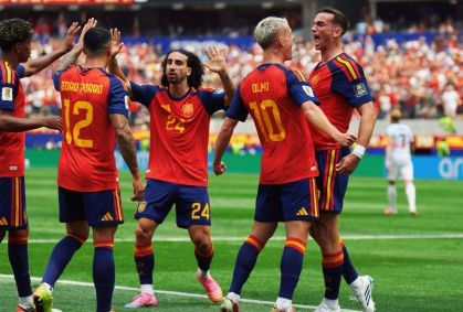 Classificada, Espanha fica próxima de recorde histórico entre seleções