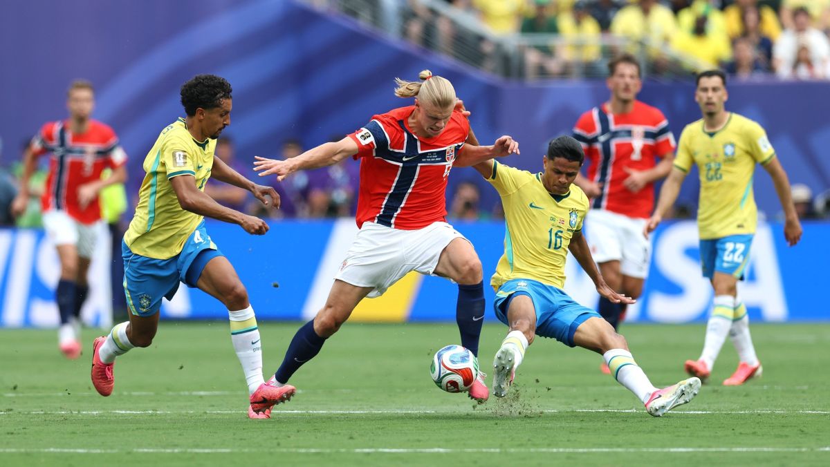 Mbappé esclarece confusão com Dembélé por Bola de Ouro: “Muito tranquilo”