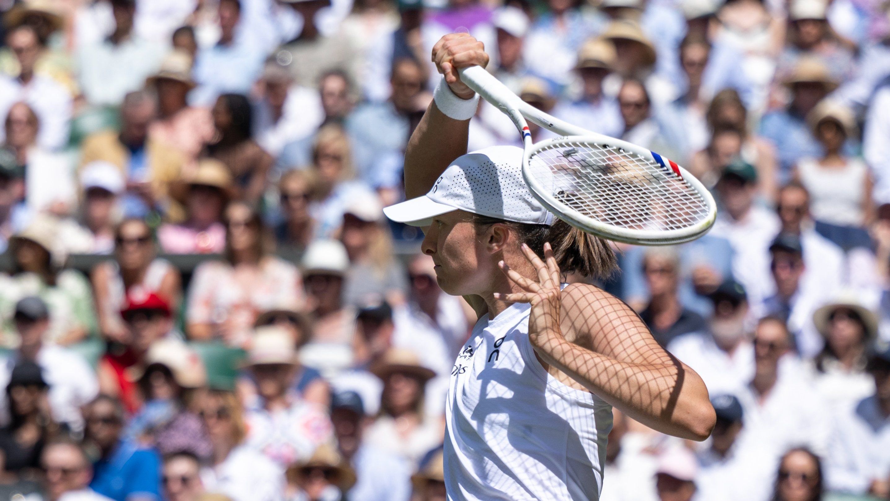 Iga Swiatek avança em Wimbledon