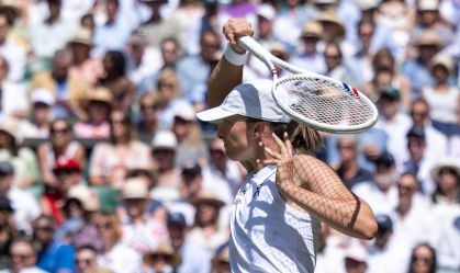 Iga Swiatek avança em Wimbledon