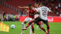 Brasileirão: Flamengo reage no fim e arranca empate contra o Internacional