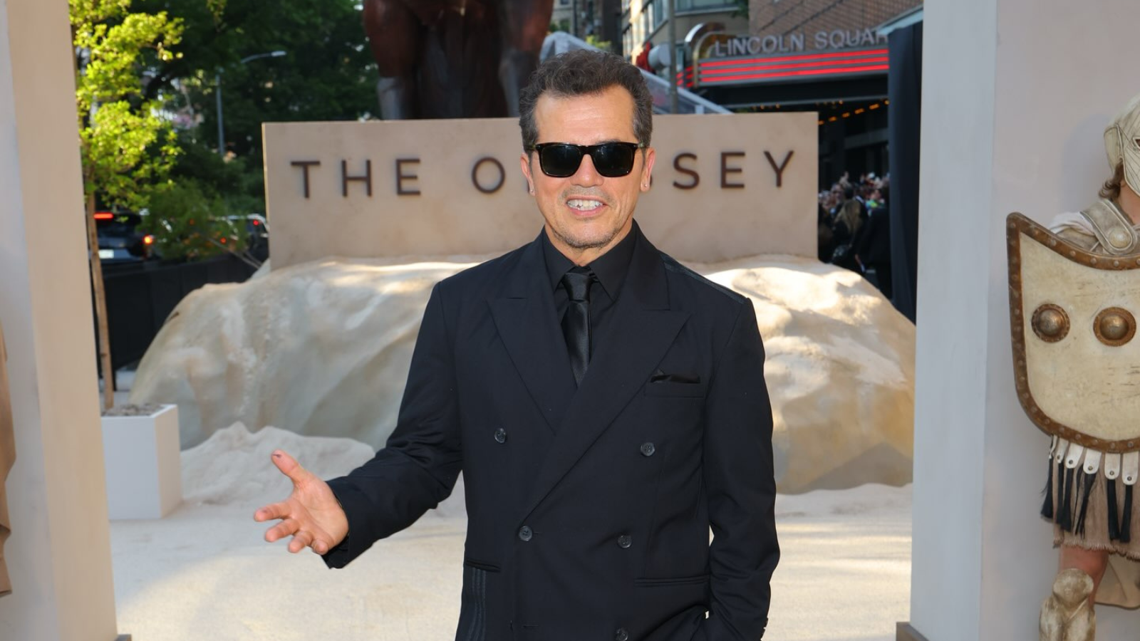john-leguizamo