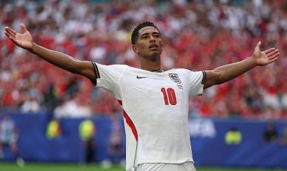 Imagem de destaque do post: Bellingham decide na prorrogação, e Inglaterra elimina Noruega na Copa
