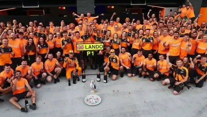 Fórmula 1: McLaren defende Sainz após revolta de Piastri no GP da Hungria