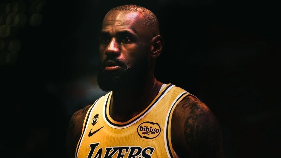 LeBron James terá redução salarial de R$ 250 milhões no 76ers