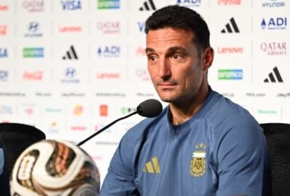 Scaloni exalta viradas da Argentina na Copa: "Sentimos o cheiro de sangue"
