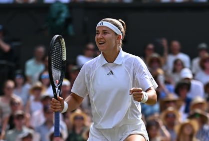 Muchova salva match point, elimina Coco Gauff e vai à final em Wimbledon