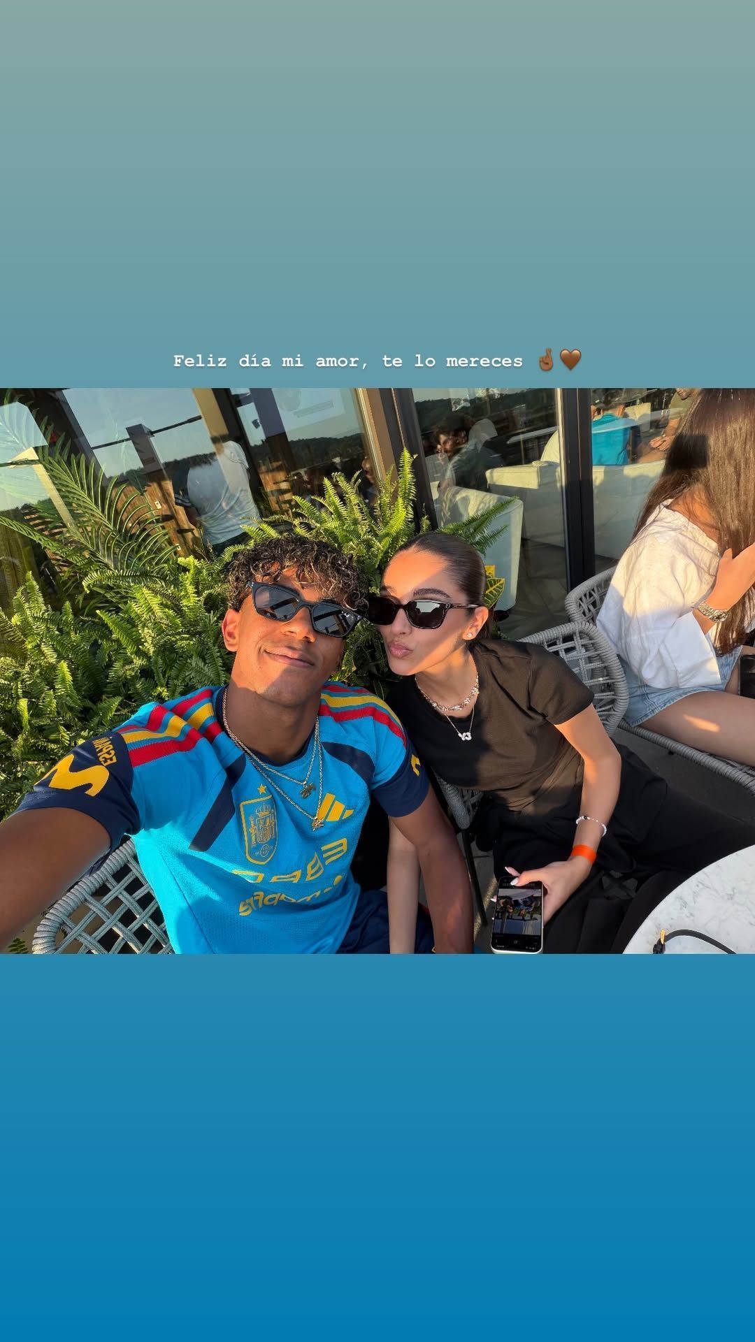 Namorada de Lamine Yamal manda mensagem ao jogador antes da final da Copa do Mundo 2026 • Instagram / Inés García