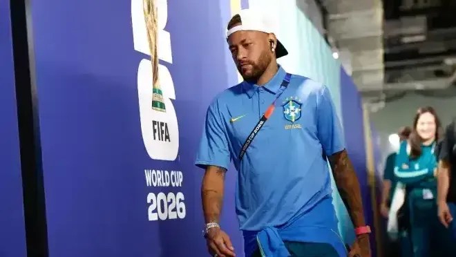 Neymar antes de jogo contra a Noruega nos Estados Unidos