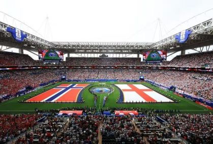 Entre mofo e roedores: entenda bastidores dos bandeirões usados na Copa