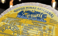Anvisa suspende venda e distribuição de queijo artesanal e molho pesto