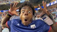 Fifa vai investigar insultos racistas contra Speed em jogo da Argentina