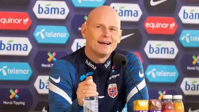 Stale Solbakken é o técnico da Noruega