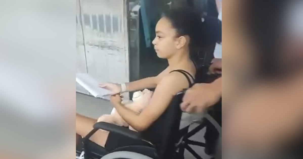 Jovem atacada por tubarão em Recife recebe alta hospitalar após amputação