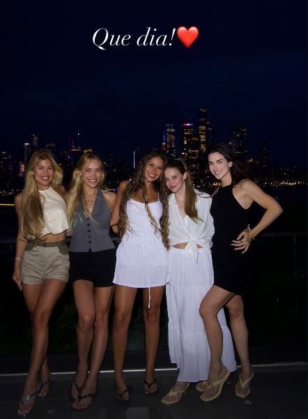 Reunião de Wags no 4 de julho • Reprodução/Instagram
