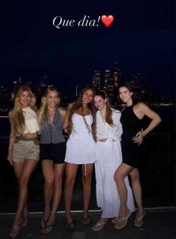 Reunião de Wags no 4 de julho • Reprodução/Instagram