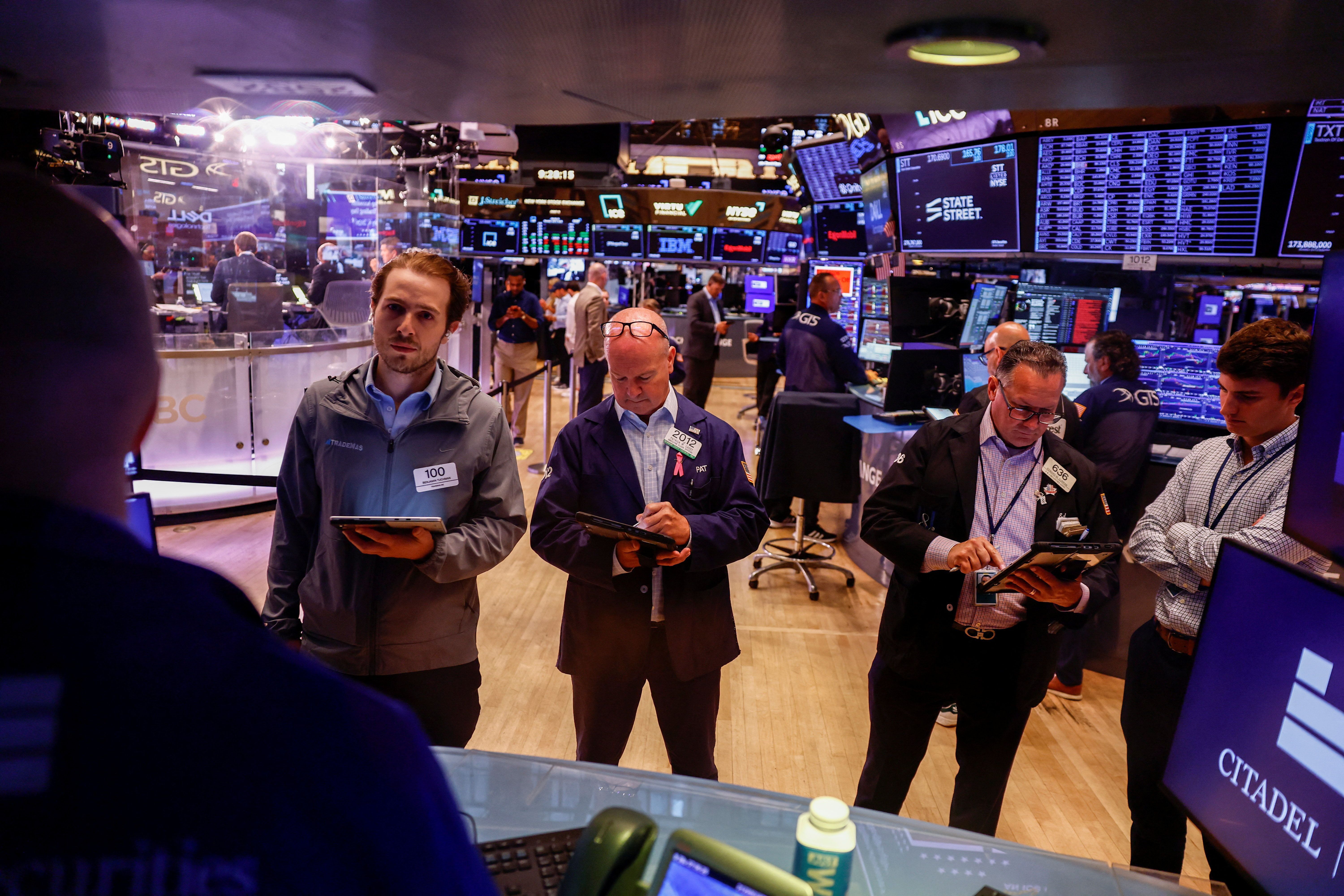 Operadores na bolsa de Nova York, 6 de julho de 2026