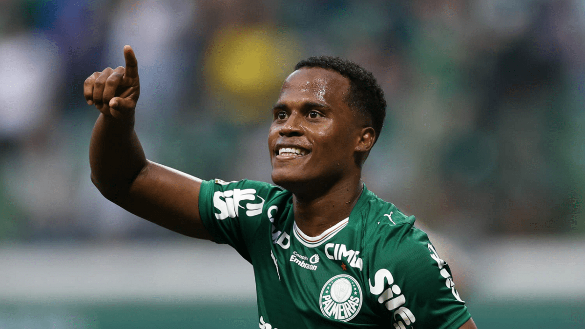 Flaco López renova com o Palmeiras até fim de 2030: “Família”