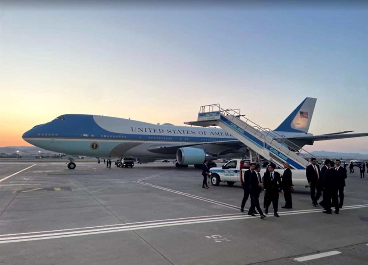 Trump diz que seu avião correu “maior risco” em voo secreto
