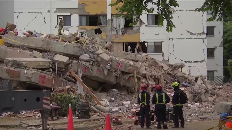 Search operations after powerful quake in Colombia