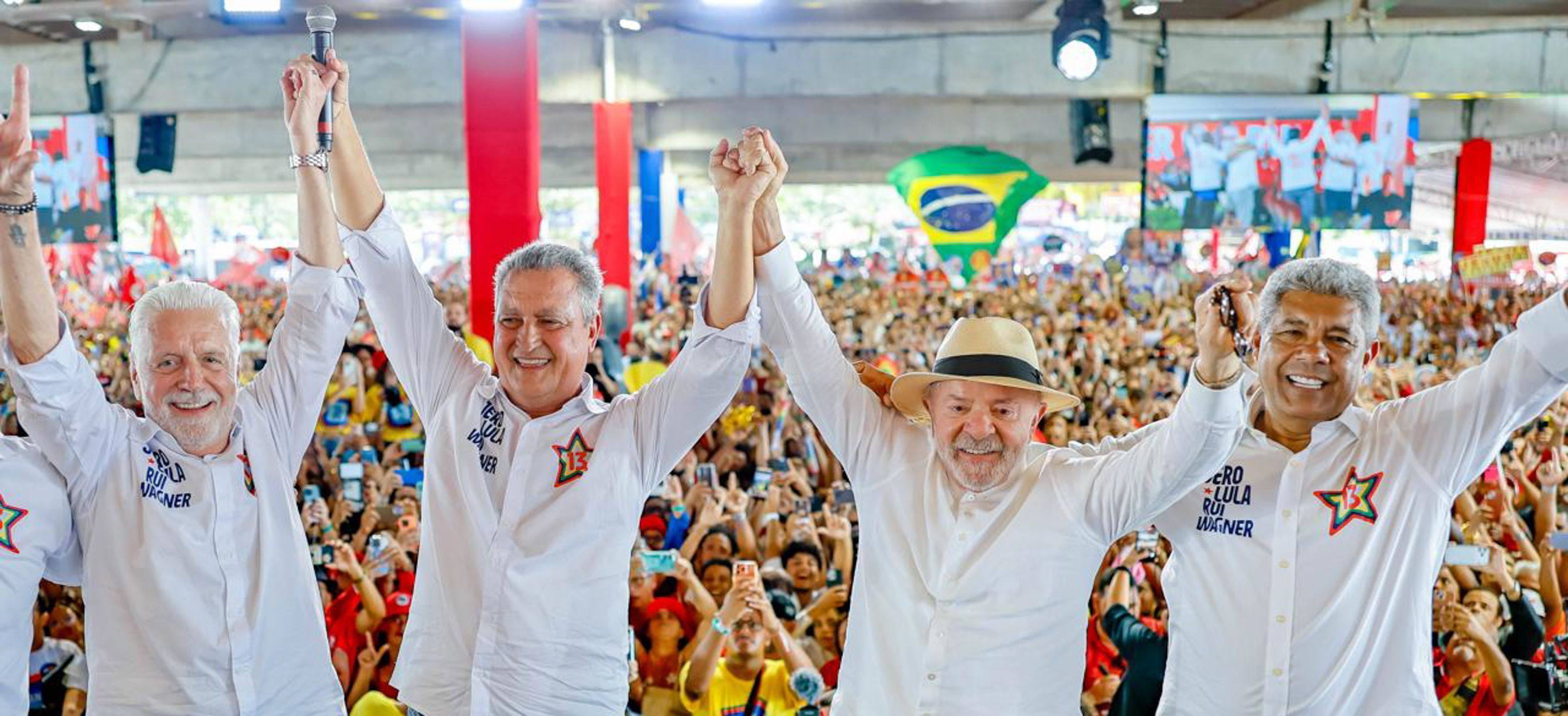 Presidente da República, Luiz Inácio Lula da Silva, durante convenção Federação Brasil da Esperança, no Parque de Exposições, Salvador - BA.